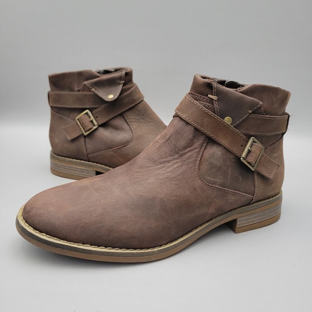 Clarks Women 7 M Shoes Camzin Dime Brown Ankle Boots Side Zip Boho Biker Style